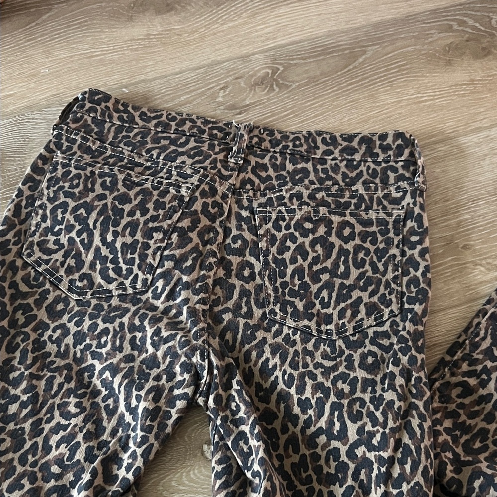 SHIPS TODAY! J.Crew Leopard Print Skinny Jeans - Picture 5 of 5